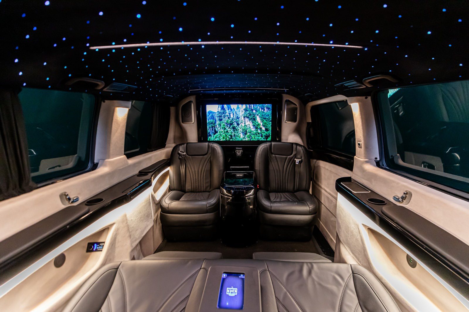  ✨ VIP transfer for travelers to Alanya